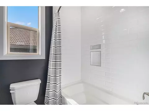 7033 E Lake Cir, Centennial, CO 80111 photo 28