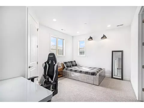 7033 E Lake Cir, Centennial, CO 80111 photo 25