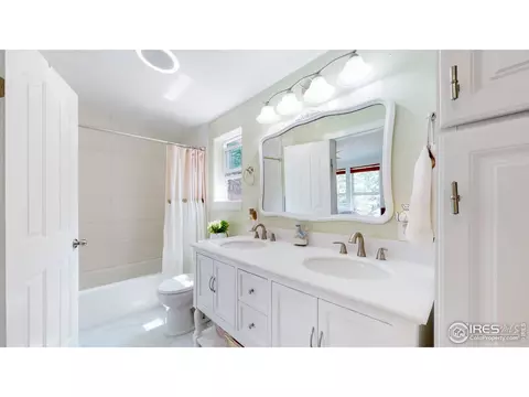 306 Pinewood Dr, Lyons, CO 80540 photo 12