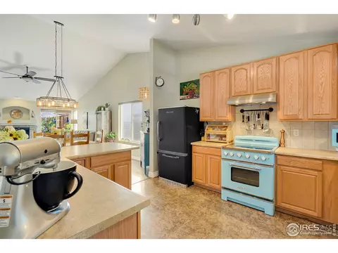 5735 Hickory Cir, Frederick, CO 80504 photo 5
