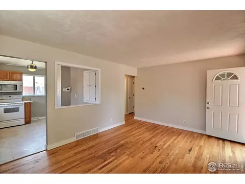 7270 Alan Dr, Denver, CO 80221 photo 5