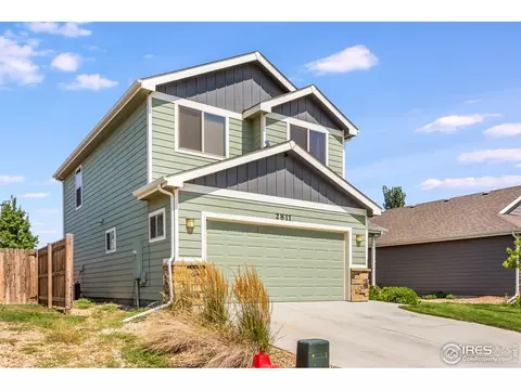 2811 E Prairie Dr, Milliken, CO 80543 photo 2
