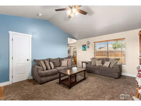 2811 E Prairie Dr, Milliken, CO 80543 photo 5