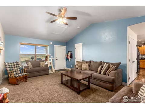 2811 E Prairie Dr, Milliken, CO 80543 photo 4