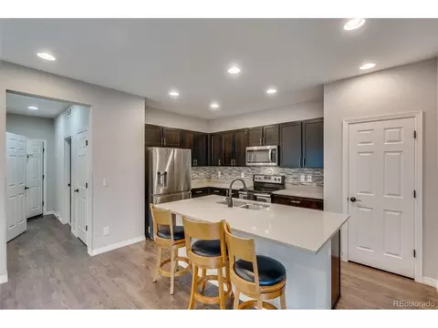 15747 Elk Pl, Denver, CO 80239 photo 7