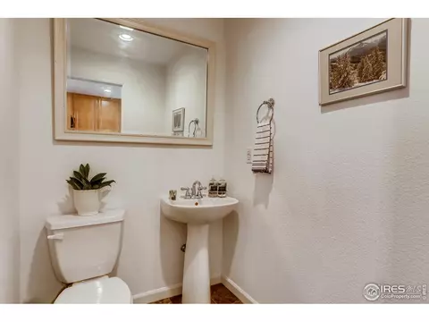 8767 E 25th Ave, Denver, CO 80238 photo 19