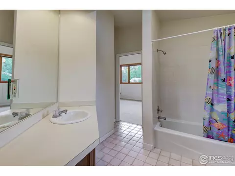 645 Ithaca Dr, Boulder, CO 80305 photo 23