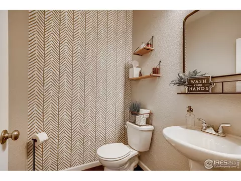 389 Chipman Dr, Windsor, CO 80550 photo 11