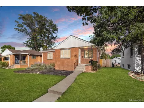 3300 Bellaire St, Denver, CO 80207