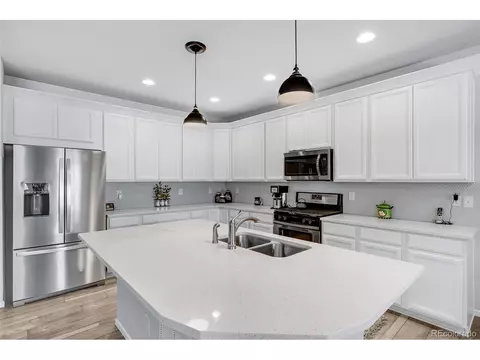 27215 E Ottawa Dr, Aurora, CO 80016 photo 8