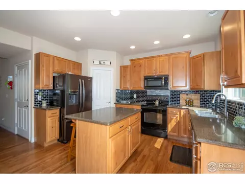 10248 Dover St, Longmont, CO 80504 photo 12