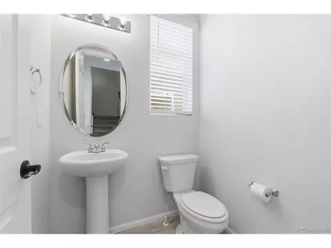 Bath - 24380 E 42nd Ave, Aurora, CO 80019 photo 1 of 3