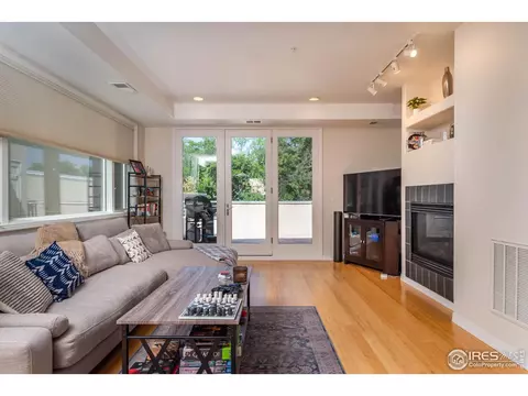 726 Pearl St #B, Boulder, CO 80302 photo 1