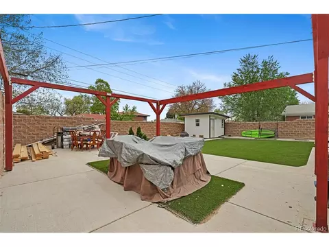 Exterior - 3017 Cimarron St, Aurora, CO 80011 photo 6 of 7