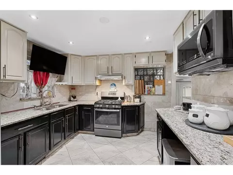 Kitchen - 3017 Cimarron St, Aurora, CO 80011 photo 2 of 6