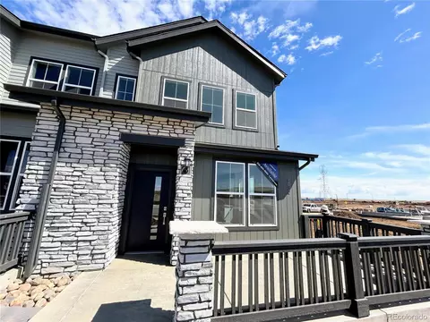 2012 S Gold Bug Way, Aurora, CO 80018