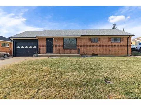 7001 Warren Dr, Denver, CO 80221