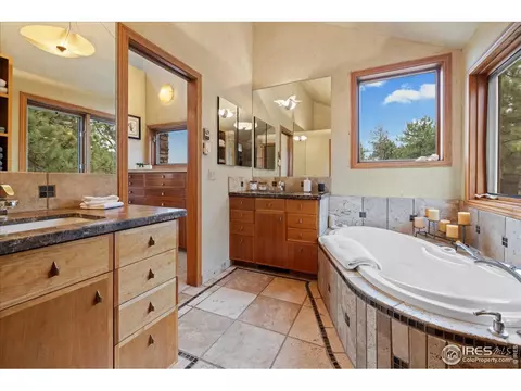 6293 Red Hill Rd, Boulder, CO 80302 photo 21