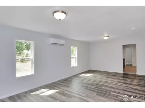 810 N Custer St, Brush, CO 80723 photo 4