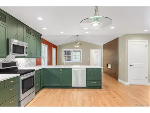 306 E Iowa Ave, Berthoud, CO 80513 photo 5