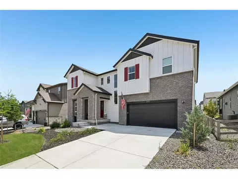 8491 Hotchkiss Loop, Littleton, CO 80125