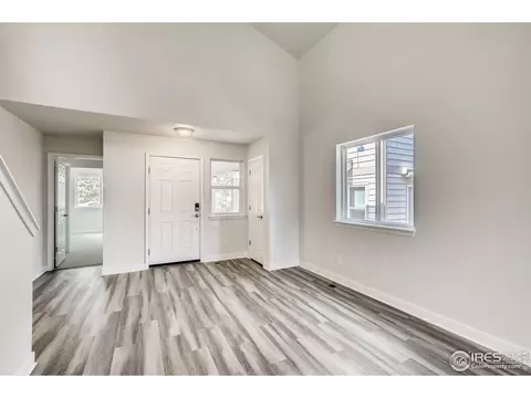 10374 Dresden St, Longmont, CO 80504 photo 6