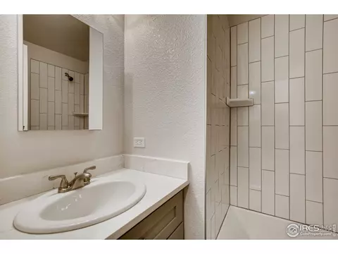 10374 Dresden St, Longmont, CO 80504 photo 16
