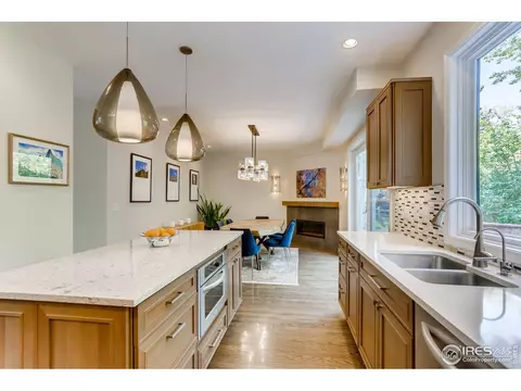 1311 Oakleaf Cir, Boulder, CO 80304 photo 9