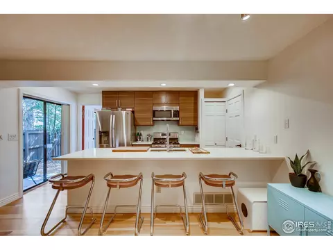 6168 Willow Ln, Boulder, CO 80301 photo 2