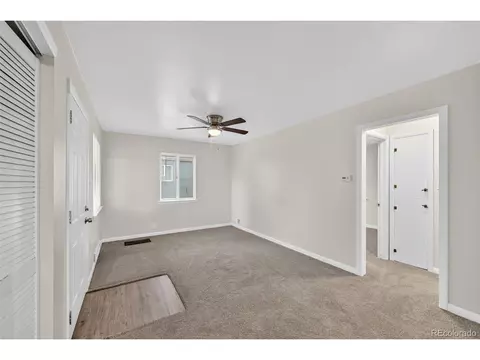 815 Macon St, Aurora, CO 80010 photo 7