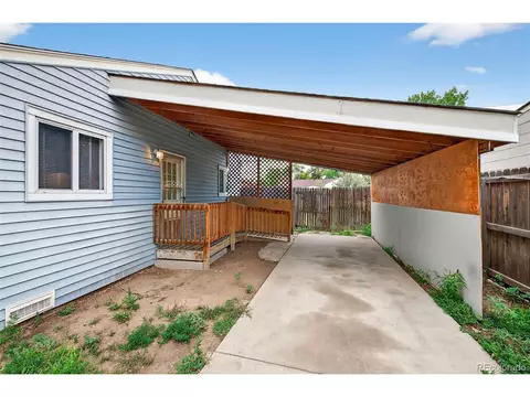 815 Macon St, Aurora, CO 80010 photo 17