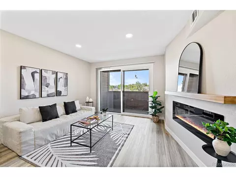 4274 S Salida Way #3, Aurora, CO 80013