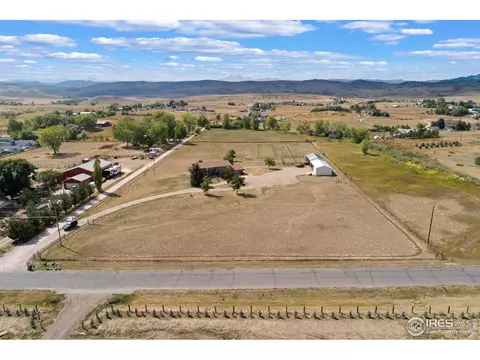2001 Blue Mountain Ave, Berthoud, CO 80513 photo 2