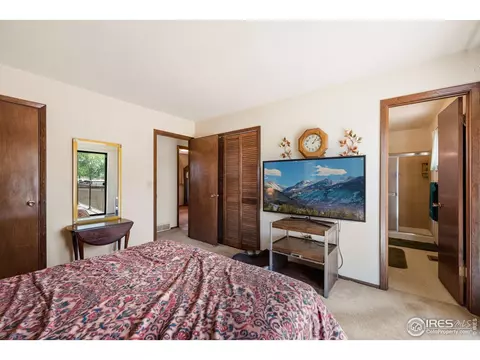 2001 Blue Mountain Ave, Berthoud, CO 80513 photo 13