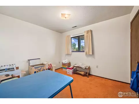 2001 Blue Mountain Ave, Berthoud, CO 80513 photo 22