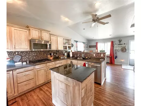 225 Dakota Ave, Rangely, CO 81648 photo 5