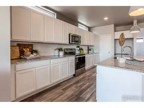 728 67th Ave, Greeley, CO 80634 photo 6