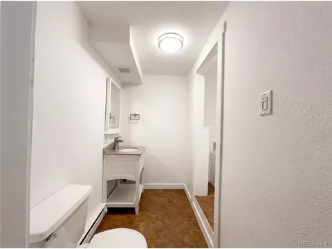 Bath - 3000 Sundown Dr, Berthoud, CO 80513 photo 3 of 4