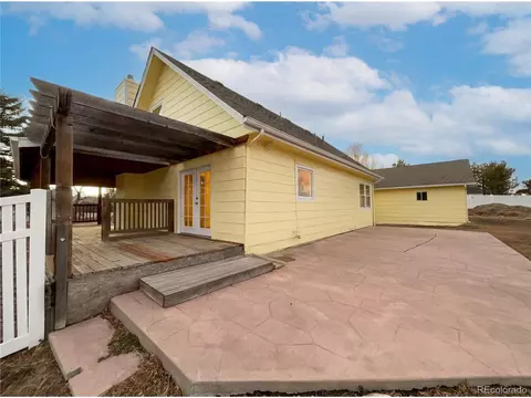 Exterior - 3000 Sundown Dr, Berthoud, CO 80513 photo 6 of 12
