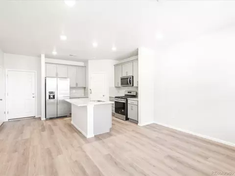 22230 E 8th Ave, Aurora, CO 80018 photo 5