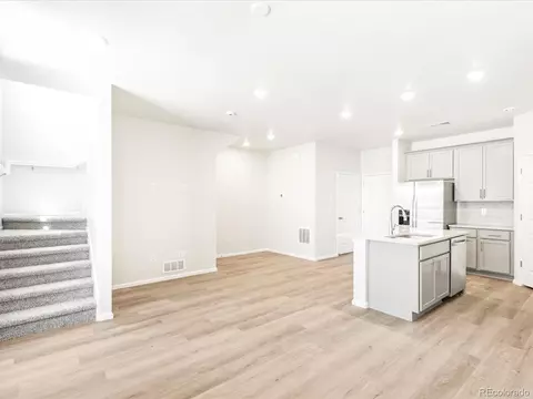 22230 E 8th Ave, Aurora, CO 80018 photo 8