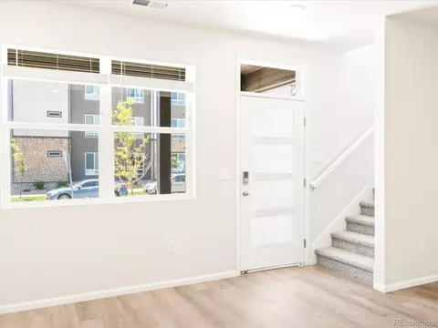 22230 E 8th Ave, Aurora, CO 80018 photo 3