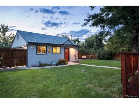 Exterior - 7095 S Cherry Dr, Centennial, CO 80122 photo 10 of 16