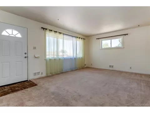 580 E 104th Pl, Northglenn, CO 80233 photo 3
