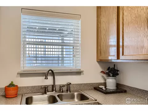 225 E 8th Ave #D-3, Longmont, CO 80504 photo 10