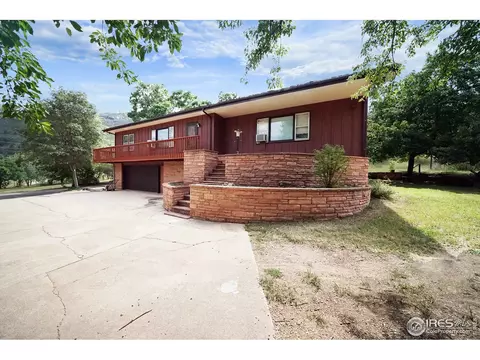 705 Apple Valley Rd, Lyons, CO 80540 photo 1