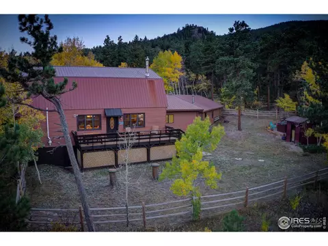 133 Rockledge Cir, Lyons, CO 80540 photo 2