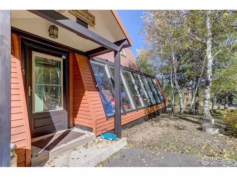 133 Rockledge Cir, Lyons, CO 80540 photo 3