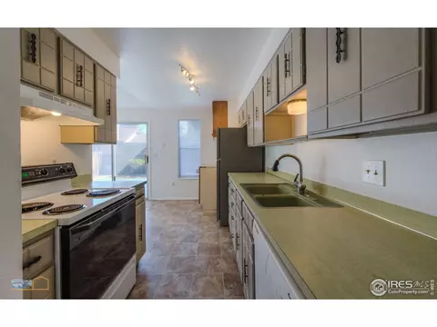 3762 Monterey Pl, Boulder, CO 80301 photo 5