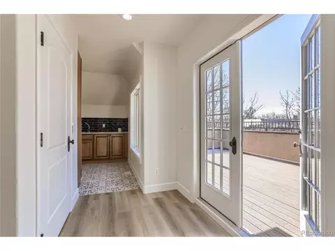 Entry Way - 500 Jackson St, Denver, CO 80206 photo 3 of 4